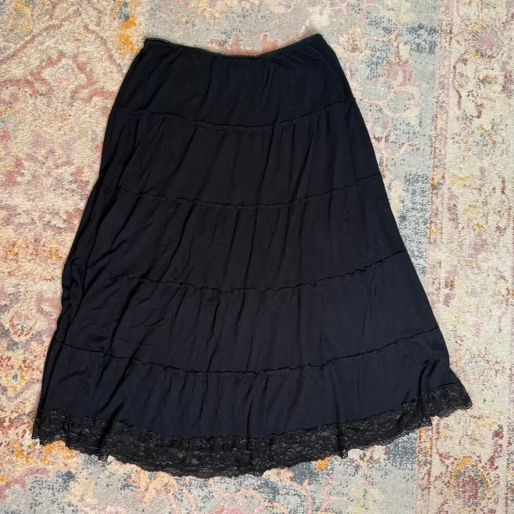 Vintage Y2K whimsigoth black tiered midi skirt